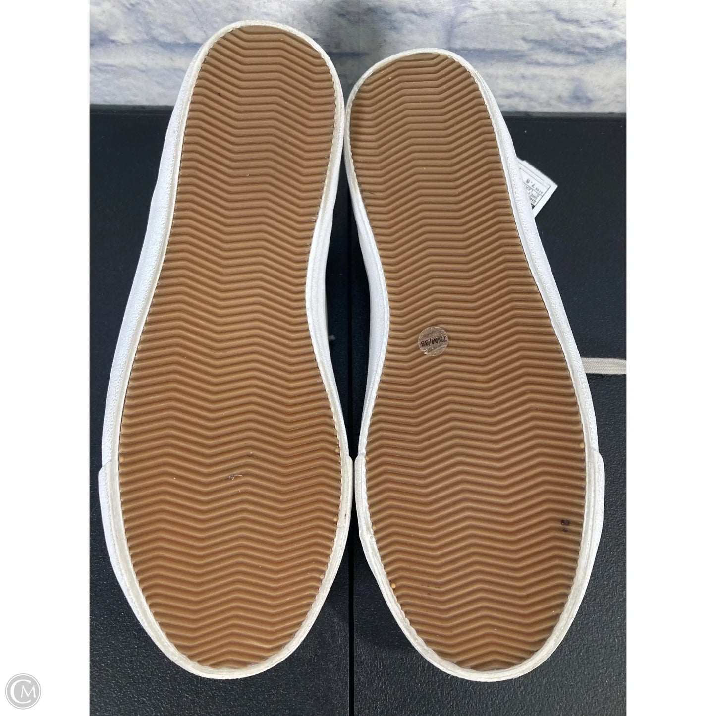Shoes Sneakers By Lucky Brand In Grey, Size: 7.5
