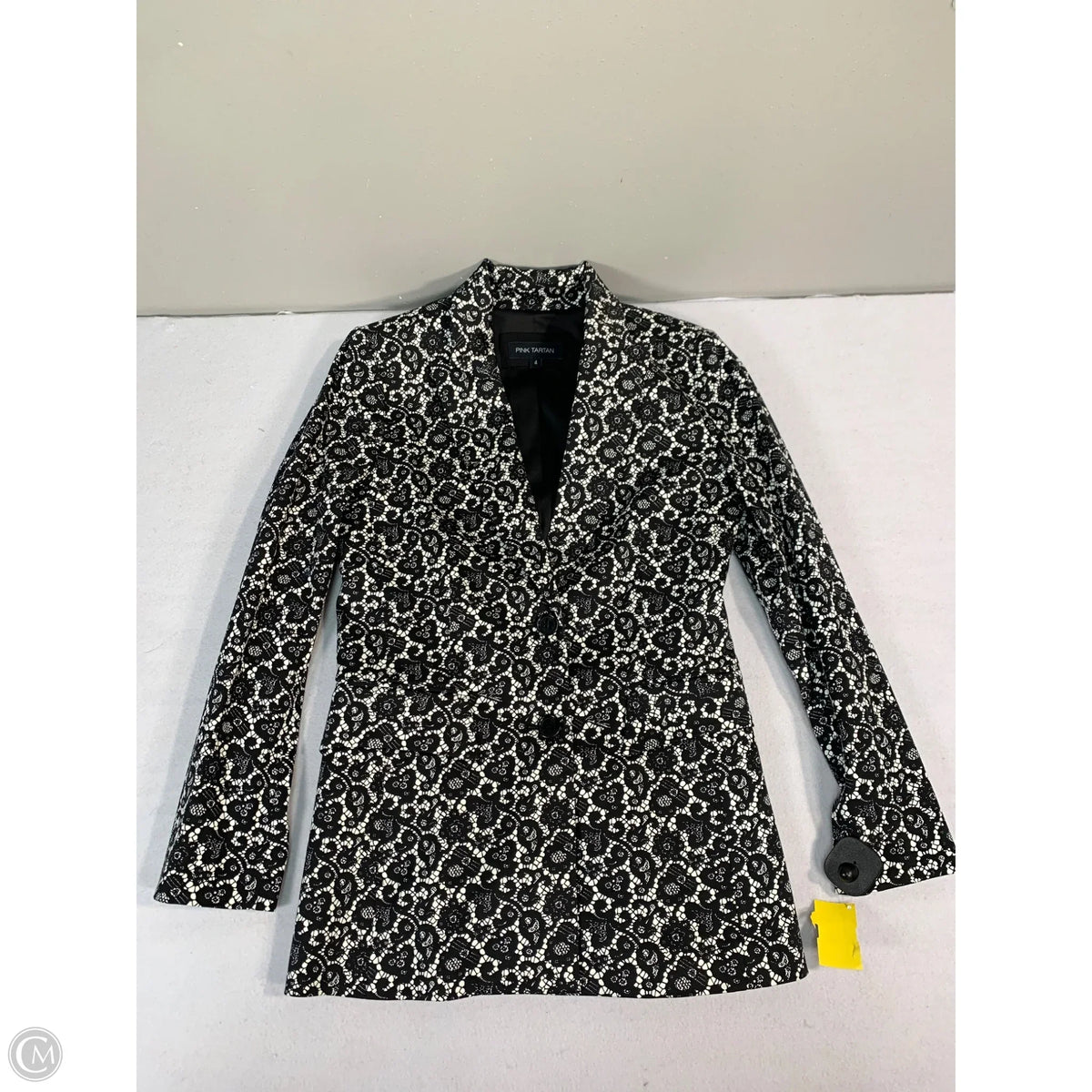 Blazer By Clothes Mentor In Black & White, Size: S