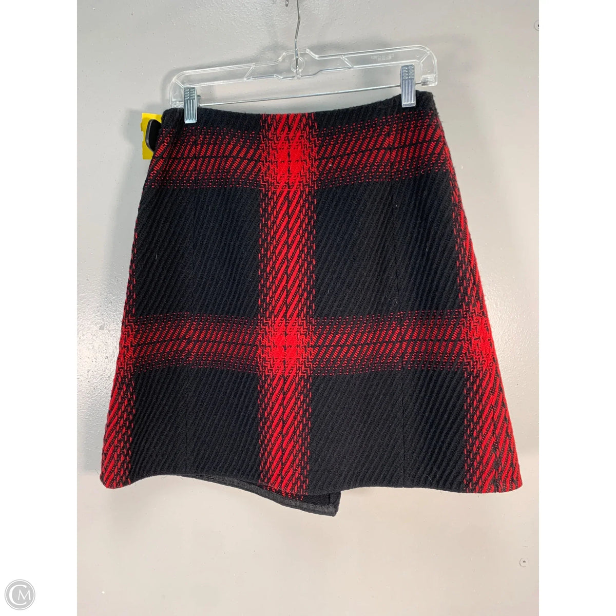 Skirt Mini & Short By Mango In Black & Red, Size: 6