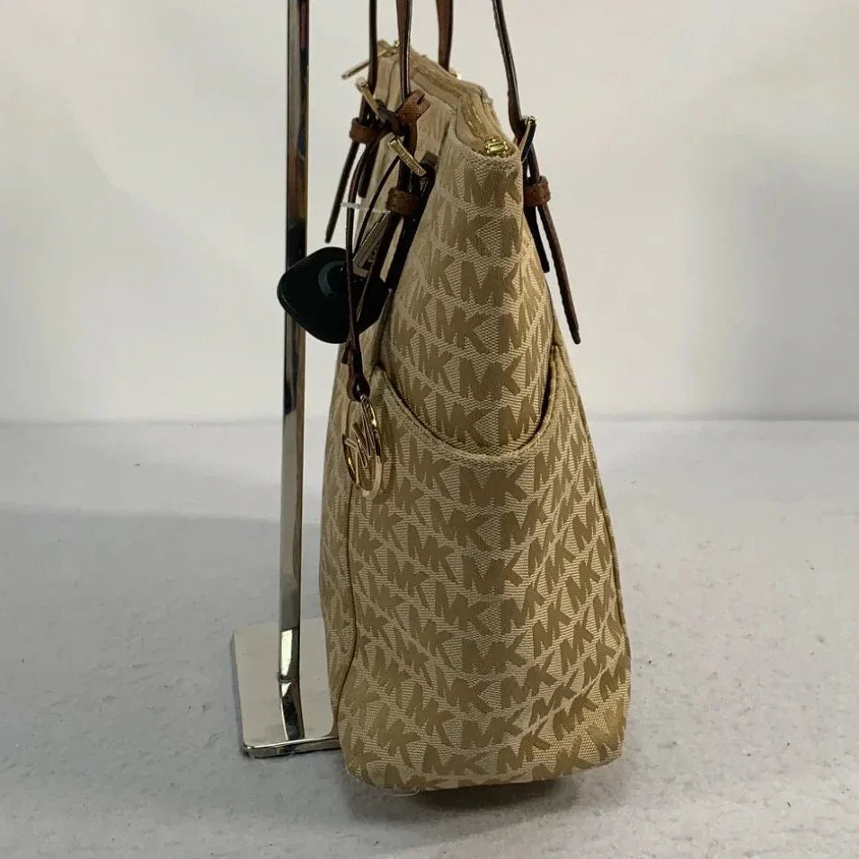 Handbag Designer By Michael Kors, Size: Large