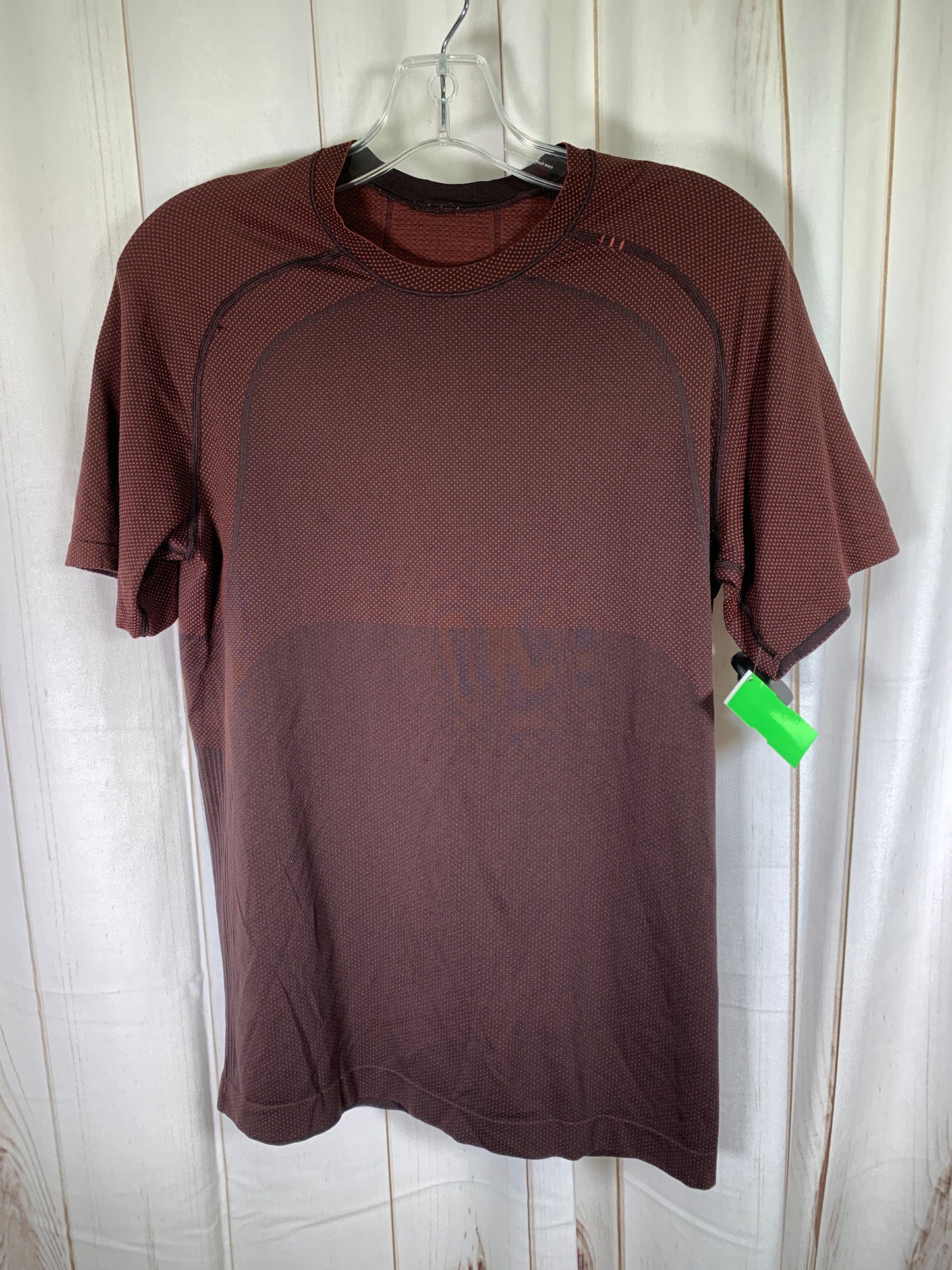 Athletic Top Short Sleeve By Lululemon  Size: S