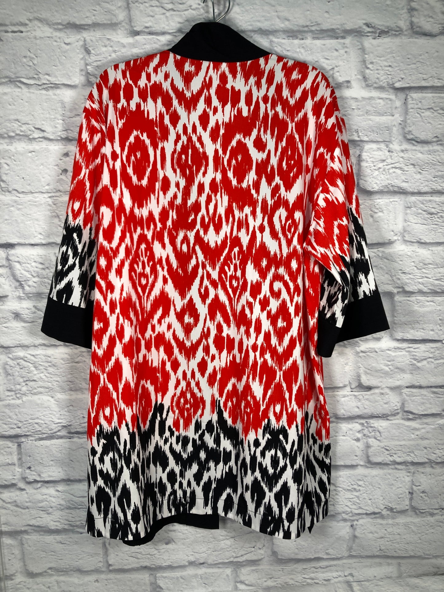 Black & Red Kimono Chicos, Size M