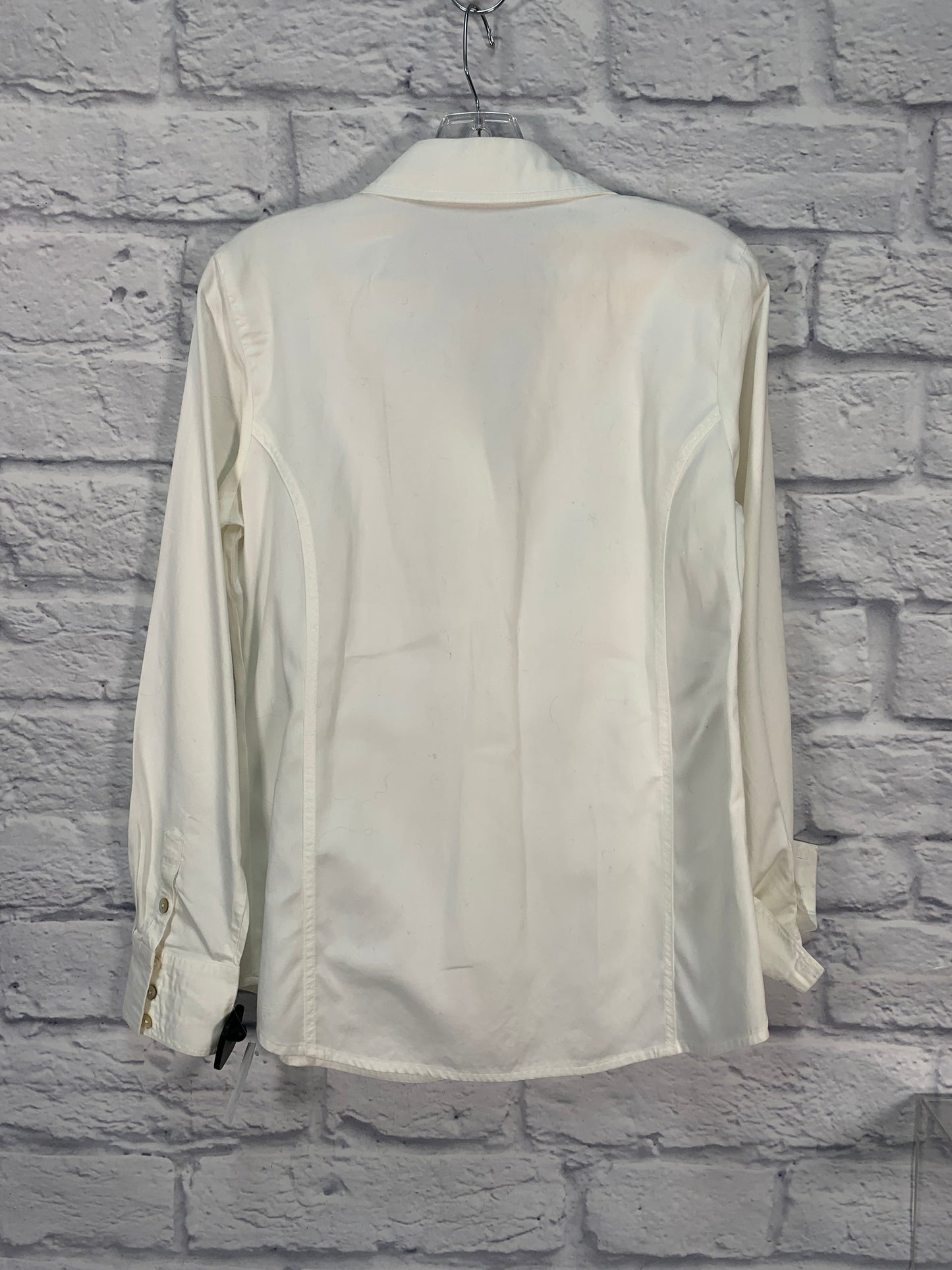 Top Long Sleeve By Chicos In Cream, Size: M