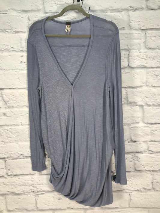 Top Long Sleeve By We The Free In Blue, Size: M