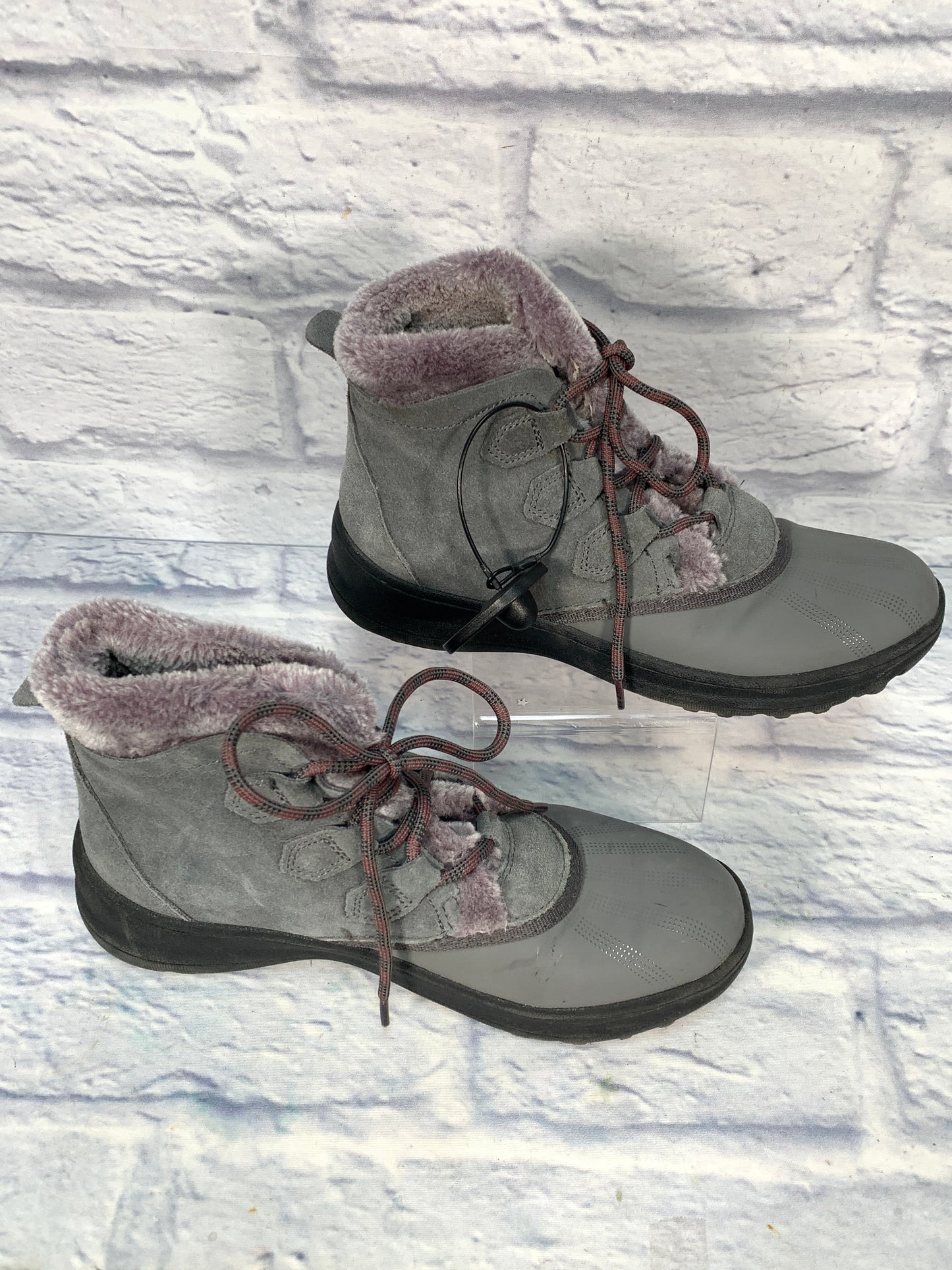 Boots Snow By Bare Traps In Grey, Size: 7.5