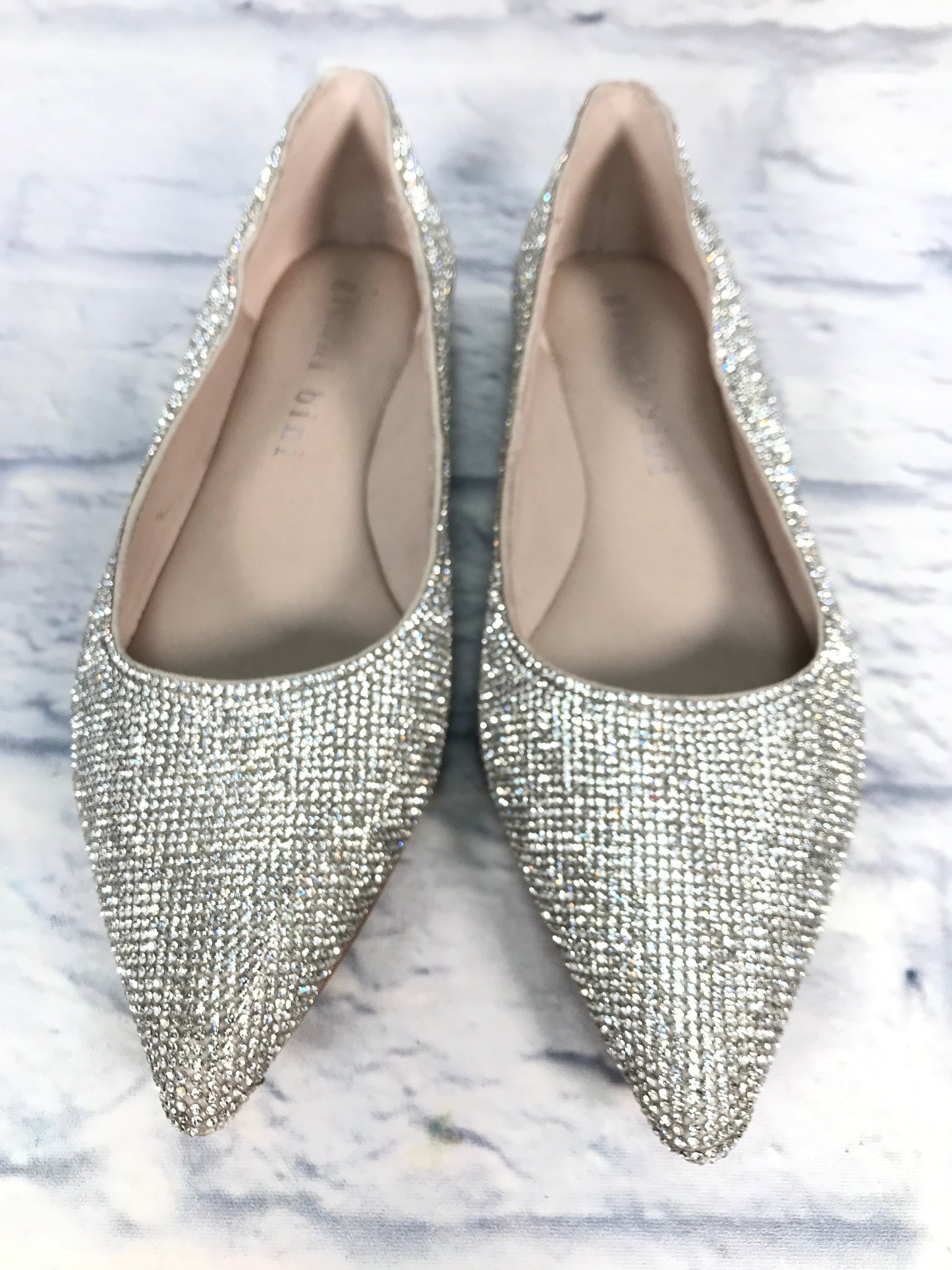 Shoes Flats By Gianni Bini In Silver, Size: 8