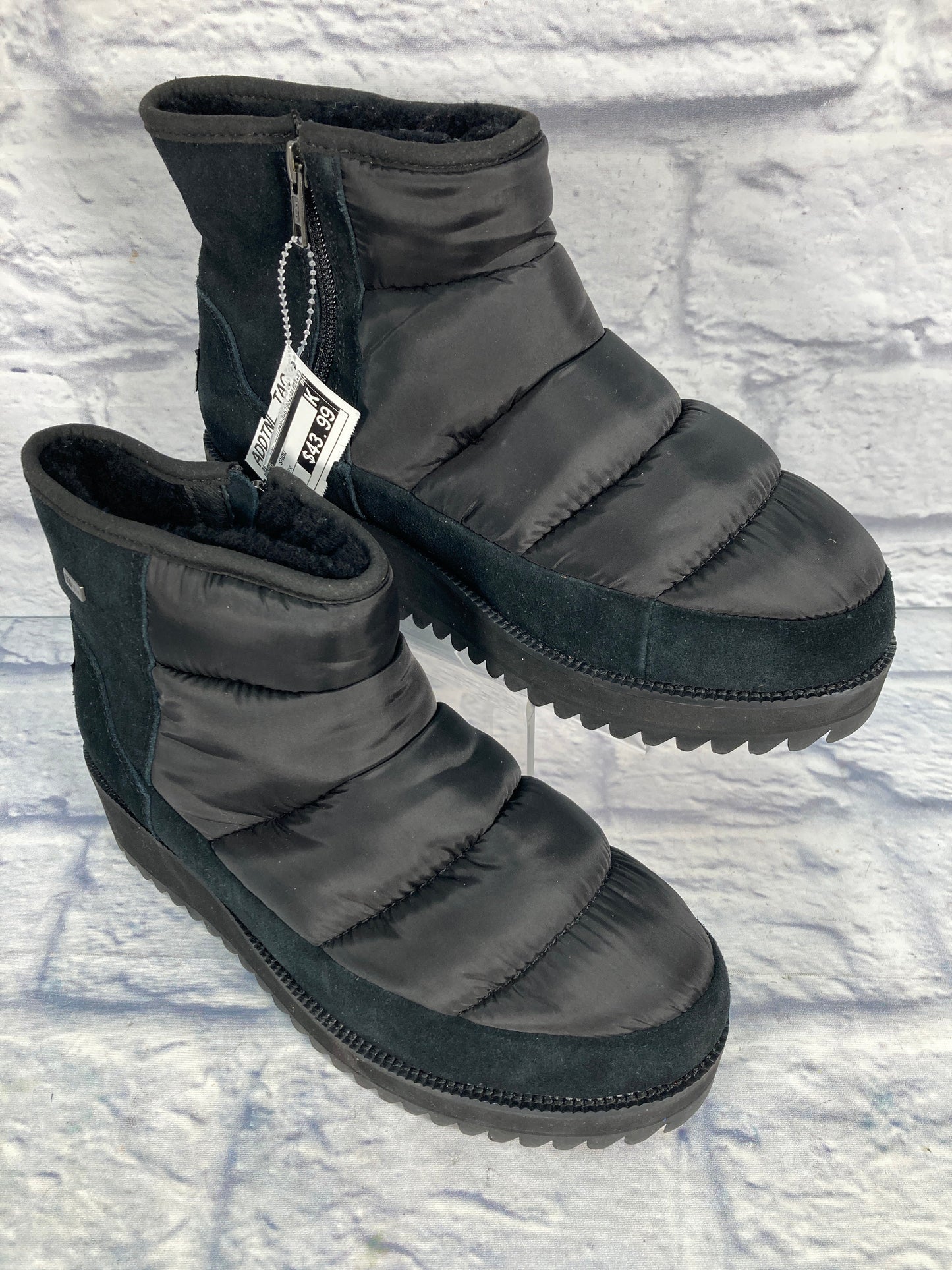 Boots Snow By Ugg In Black, Size: 9