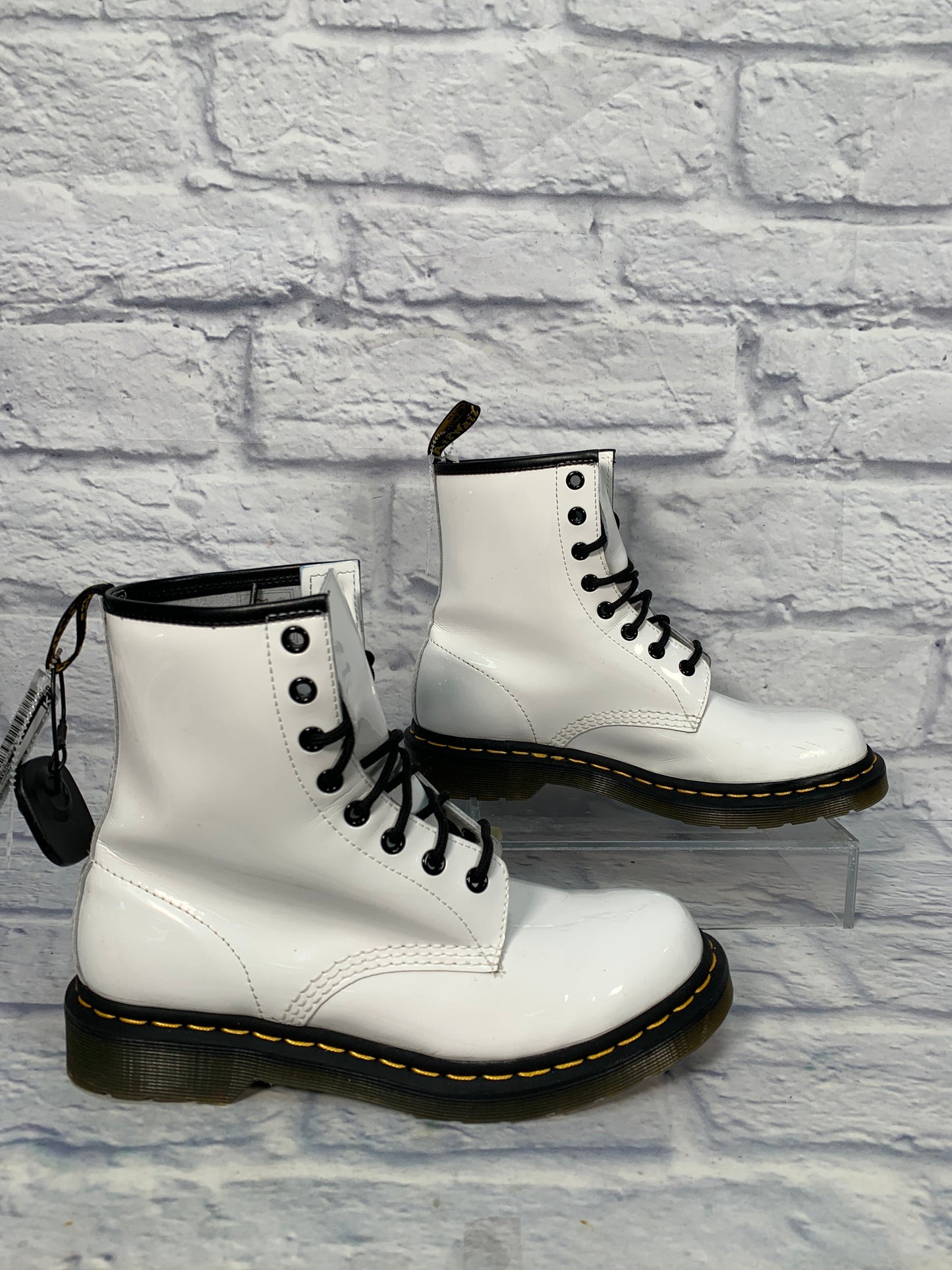 Boots Combat By Dr Martens In White, Size: 9