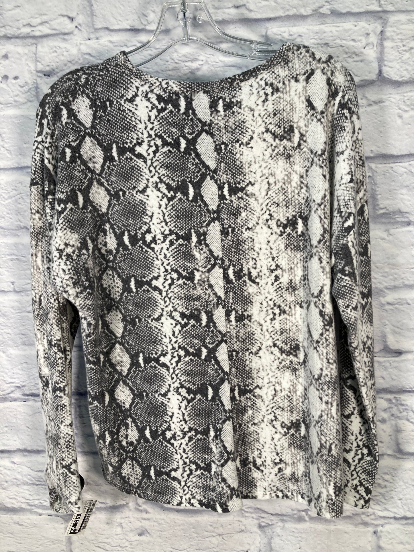 Top Long Sleeve By Michael Stars In Grey & White, Size: S