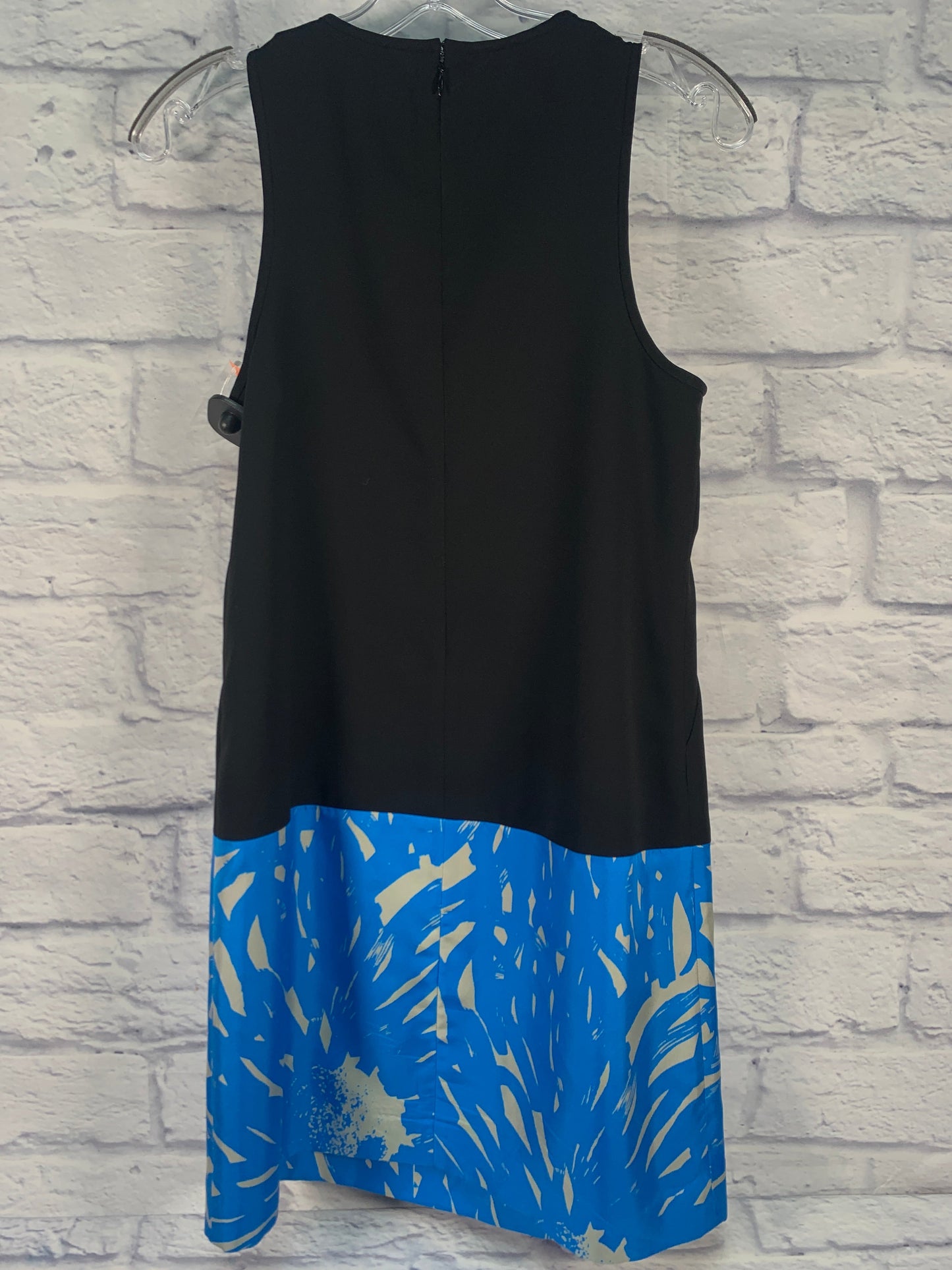 Dress Party Short By Clothes Mentor In Black & Blue, Size: S