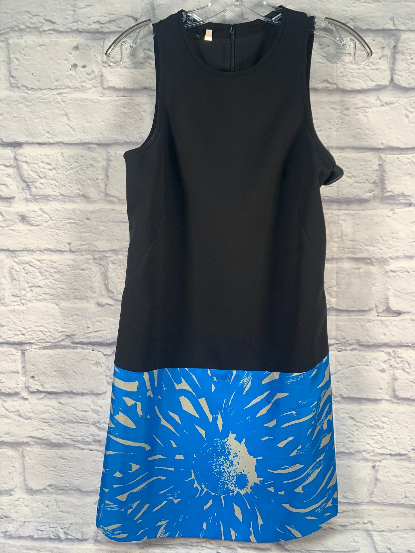 Dress Party Short By Clothes Mentor In Black & Blue, Size: S