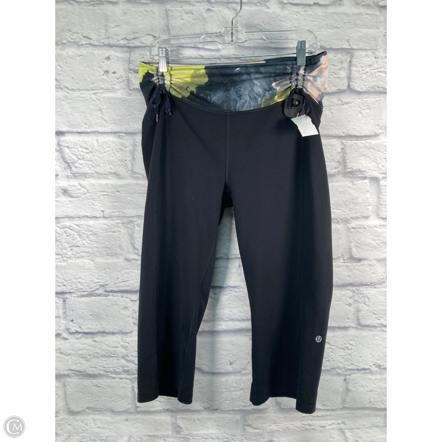 Athletic Capris By Lululemon In Black & Pink, Size: M