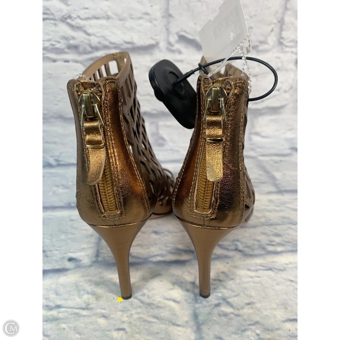 Shoes Heels Stiletto By Via Spiga In Gold, Size: 6.5