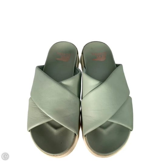 Sandals Flats By Sorel In Green, Size: 9.5