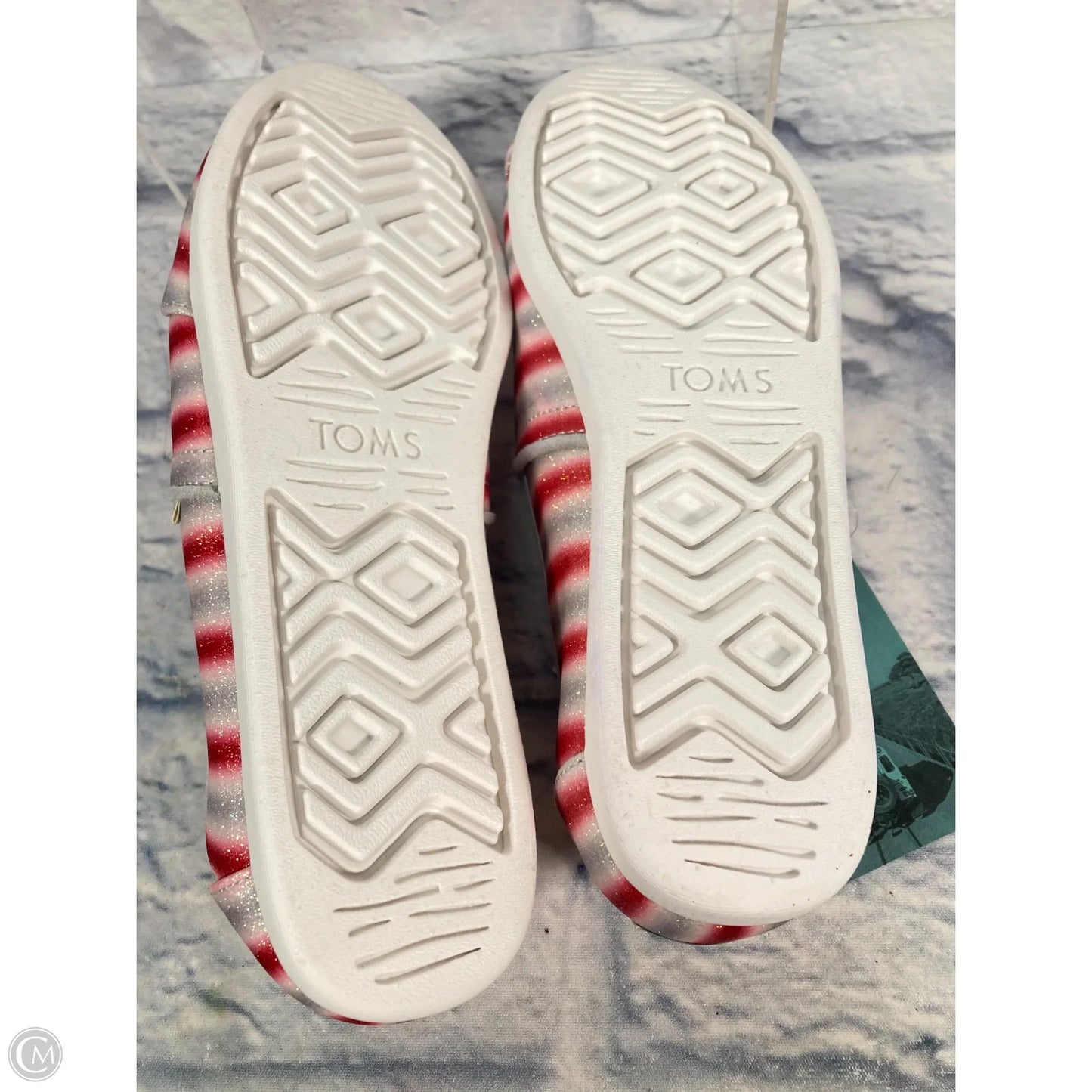 Shoes Flats By Toms In Red & Silver, Size: 7.5