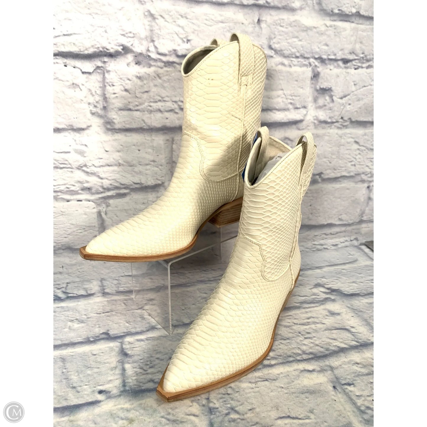 Boots Western By Shu Shop In Cream, Size: 10