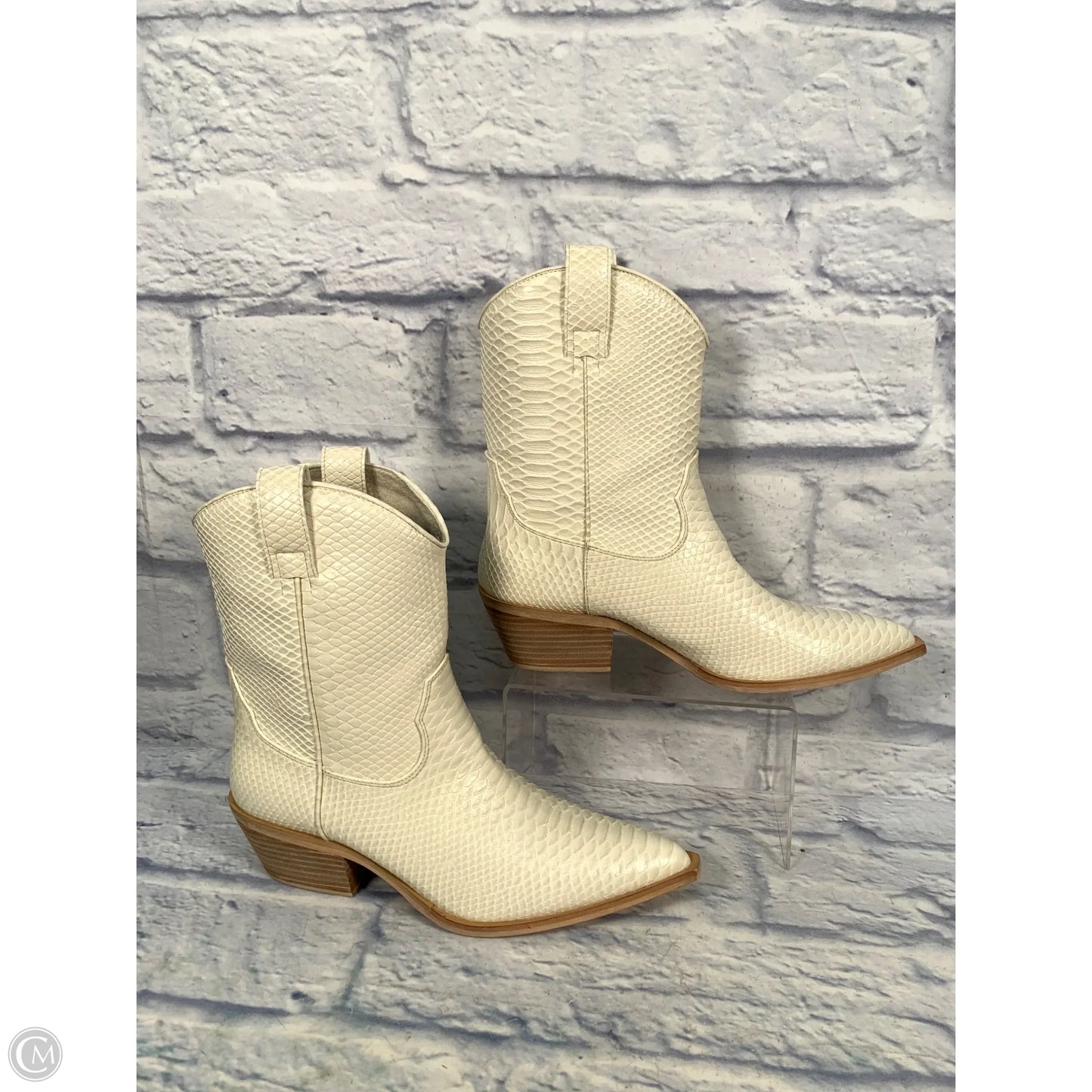 Boots Western By Shu Shop In Cream, Size: 10