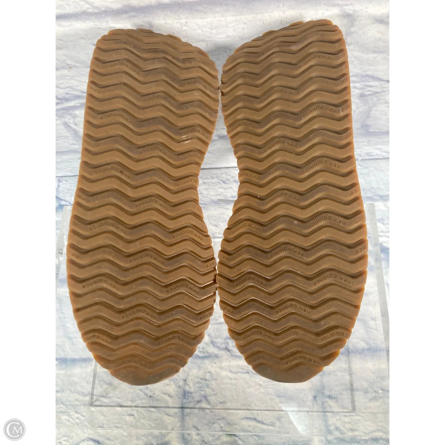 Shoes Sneakers By New Balance In Grey & White, Size: 10