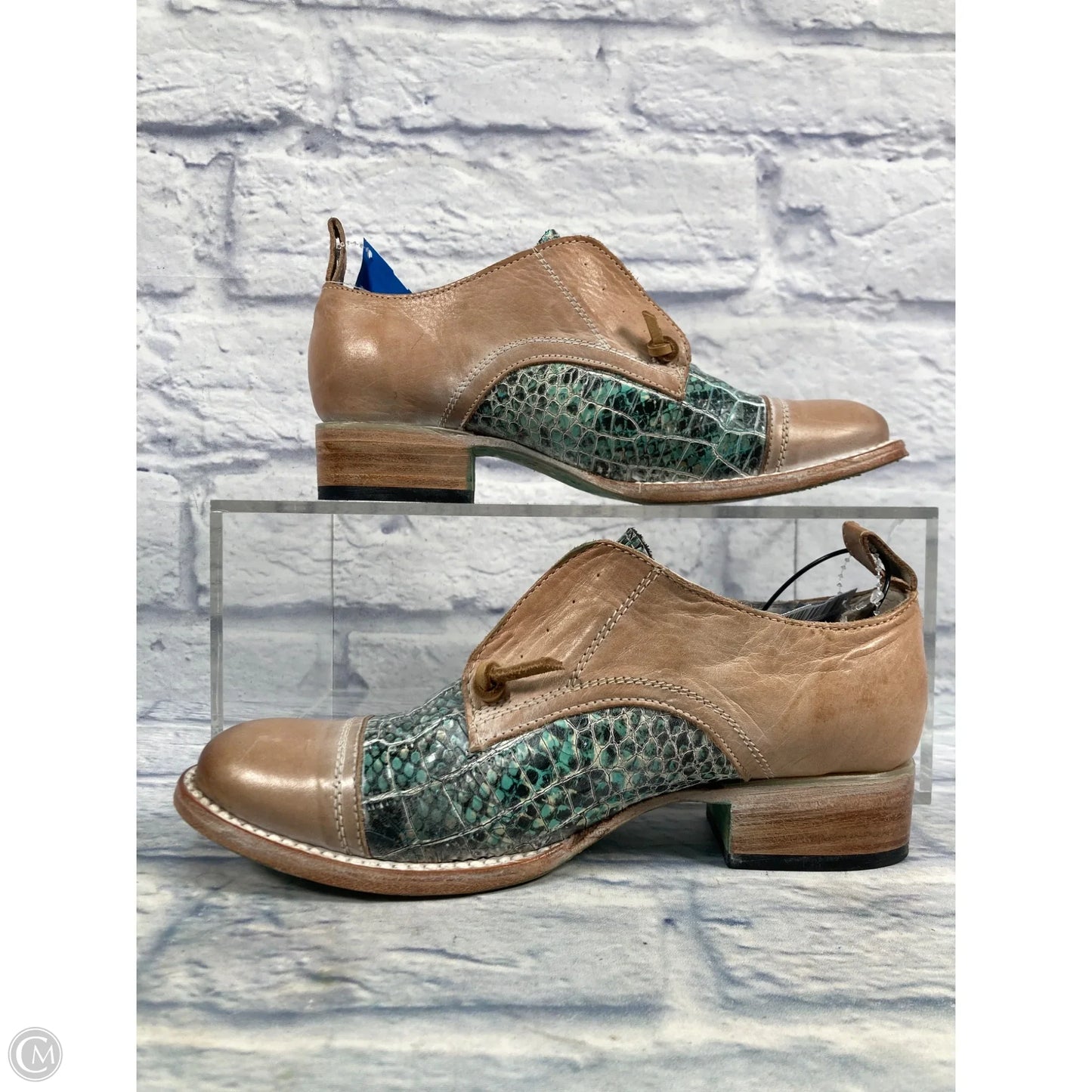 Shoes Heels Block By Freebird In Green & Tan, Size: 8