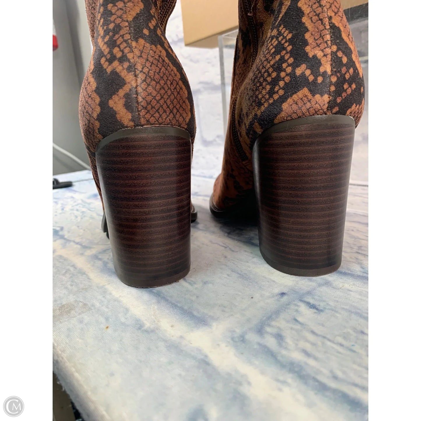 Boots Knee Heels By Kelsi Dagger In Black & Brown, Size: 8.5