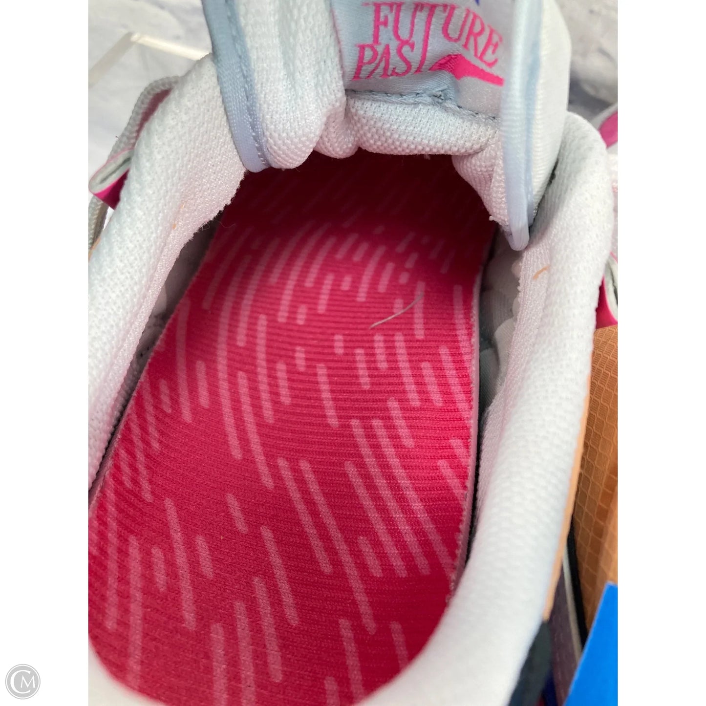 Shoes Sneakers By Puma In Cream & Pink, Size: 8