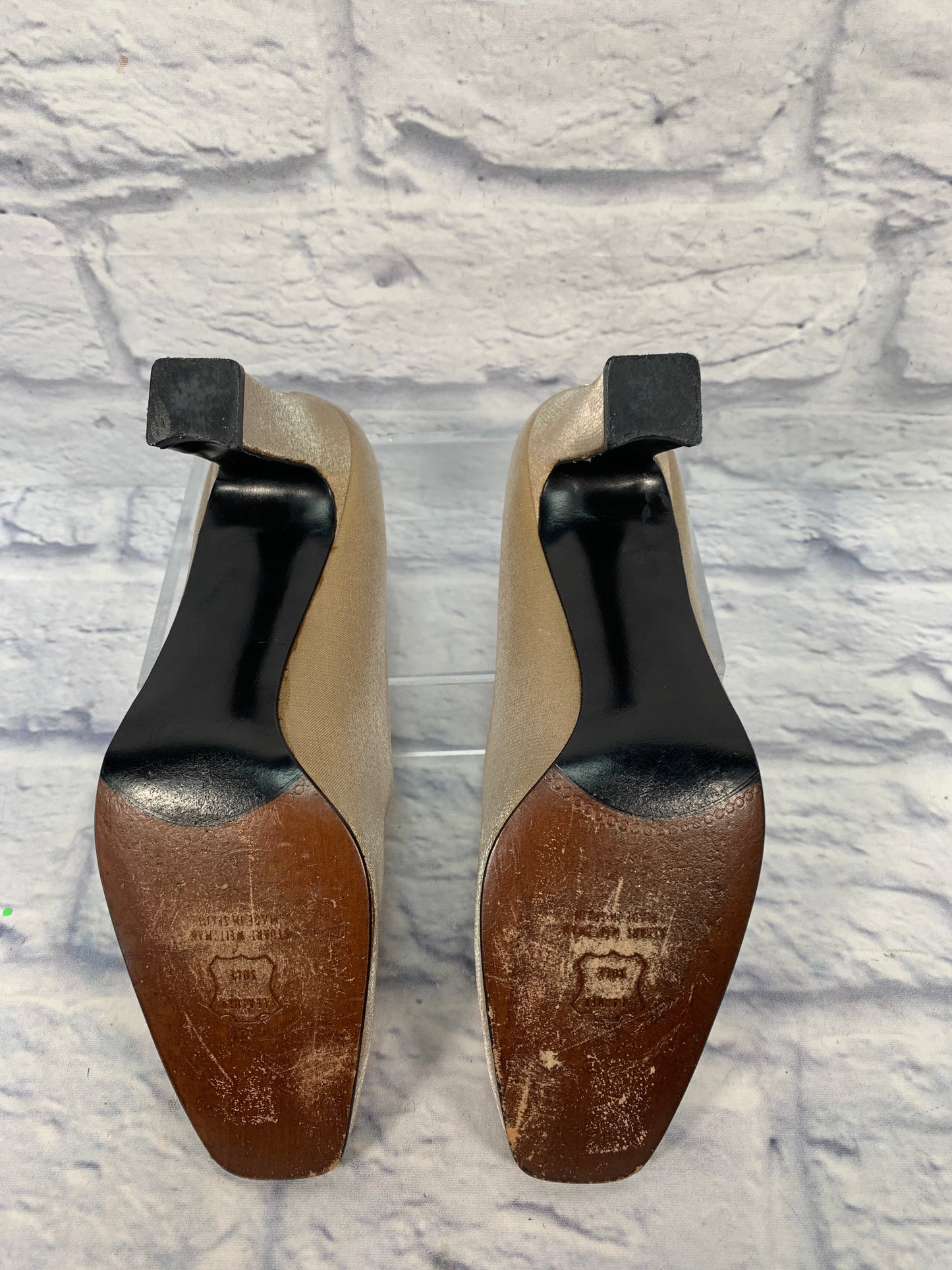 Shoes Heels Block By Stuart Weitzman  Size: 9