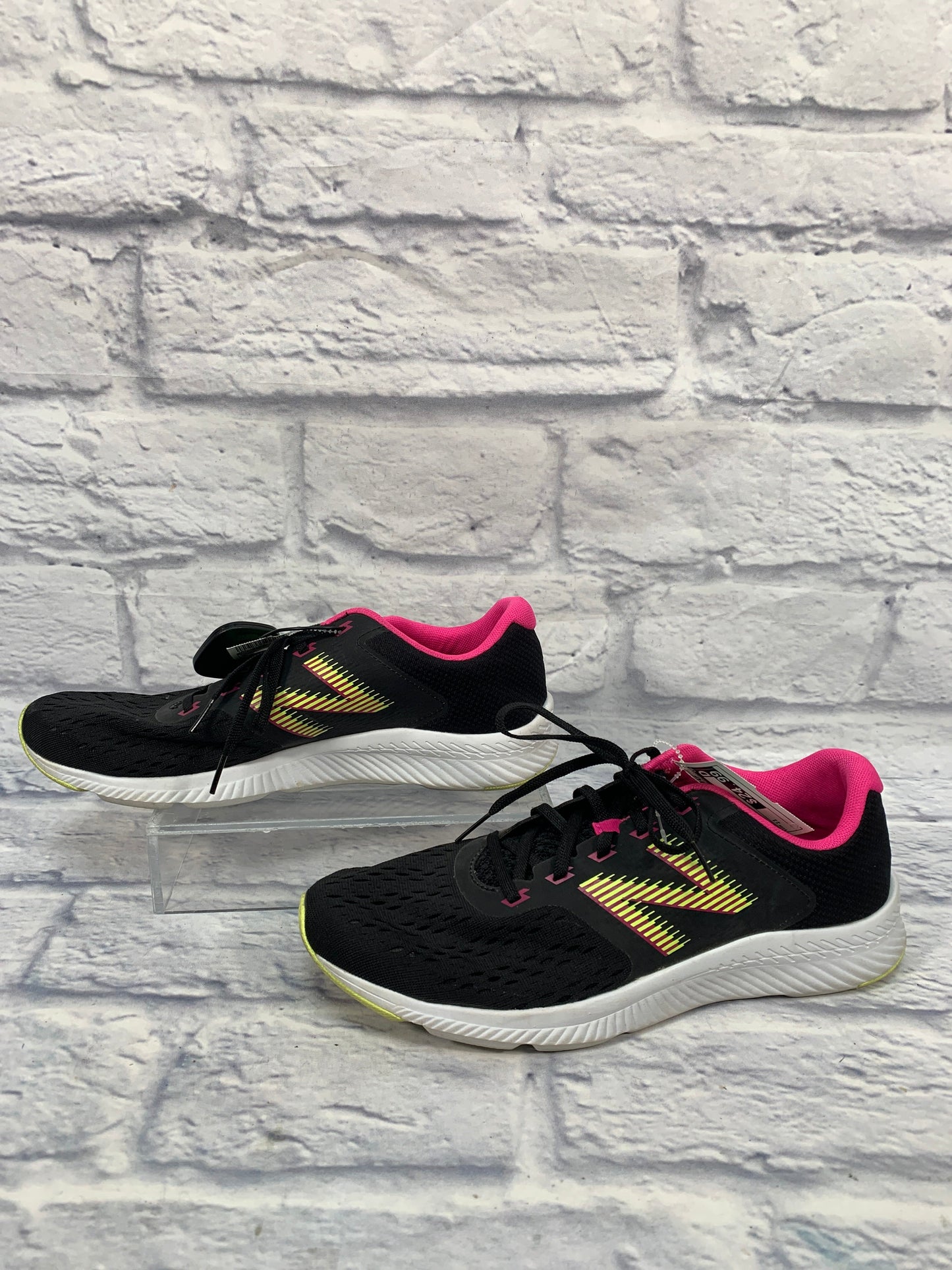 Shoes Athletic By New Balance  Size: 11