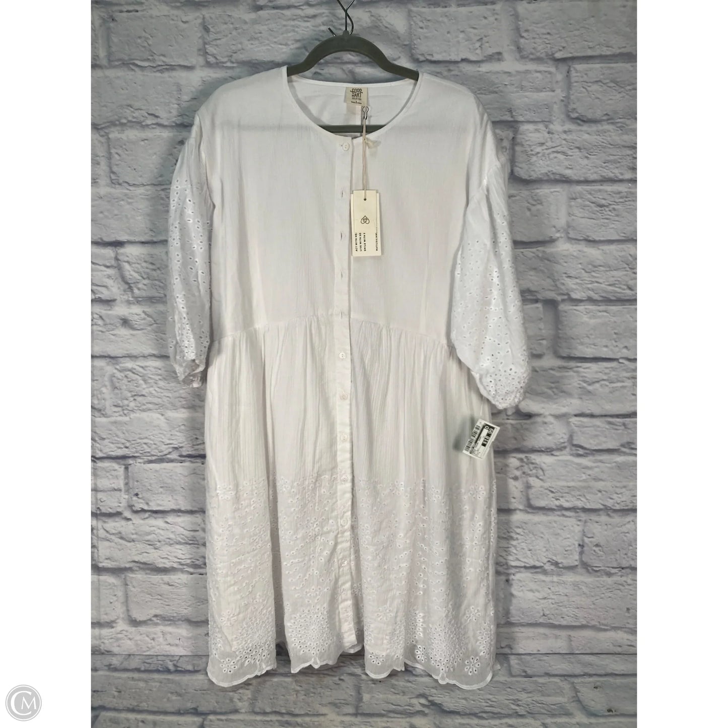 Dress Casual Short By Good Hart In White, Size: L