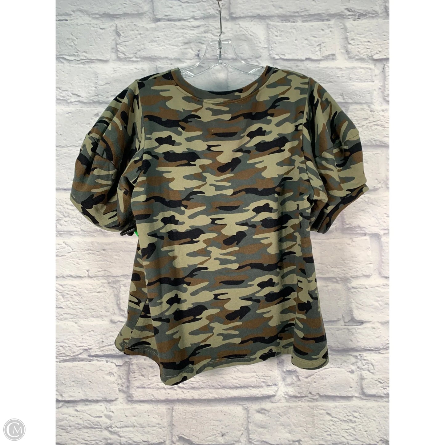 Top Short Sleeve By Velvet By Graham & Spencer In Camouflage Print, Size: L