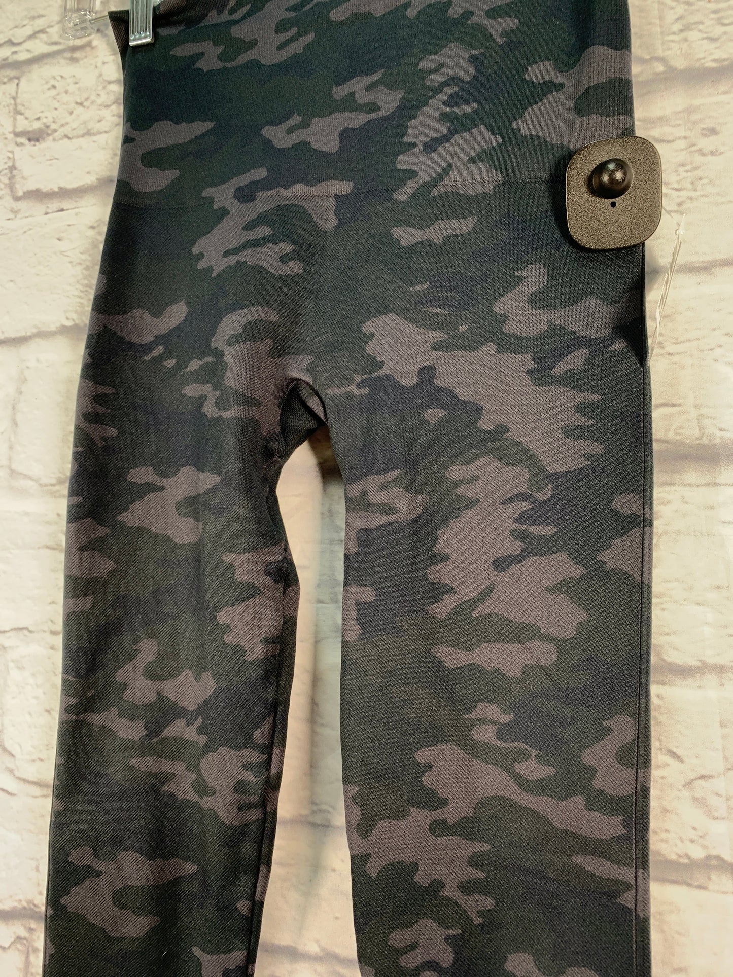 Camouflage Print Pants Leggings Spanx, Size 8