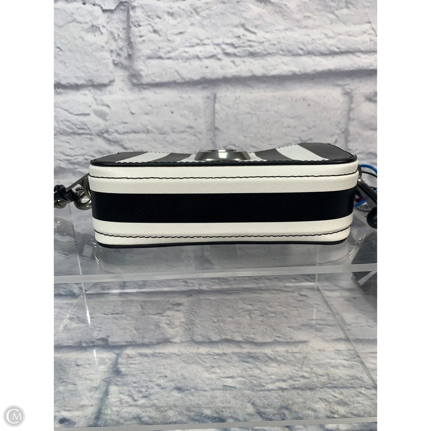 Crossbody Luxury Designer By Marc Jacobs, Size: Small