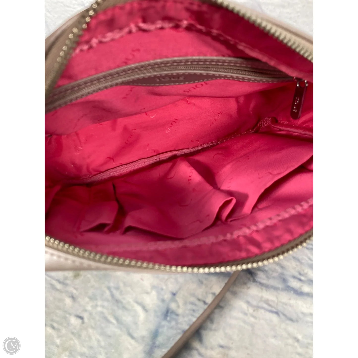 Crossbody By Clothes Mentor, Size: Medium