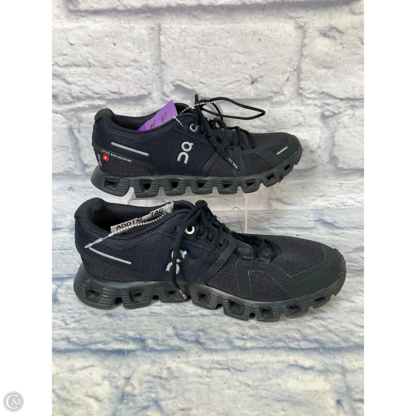 Shoes Athletic By On Cloud In Black, Size: 6
