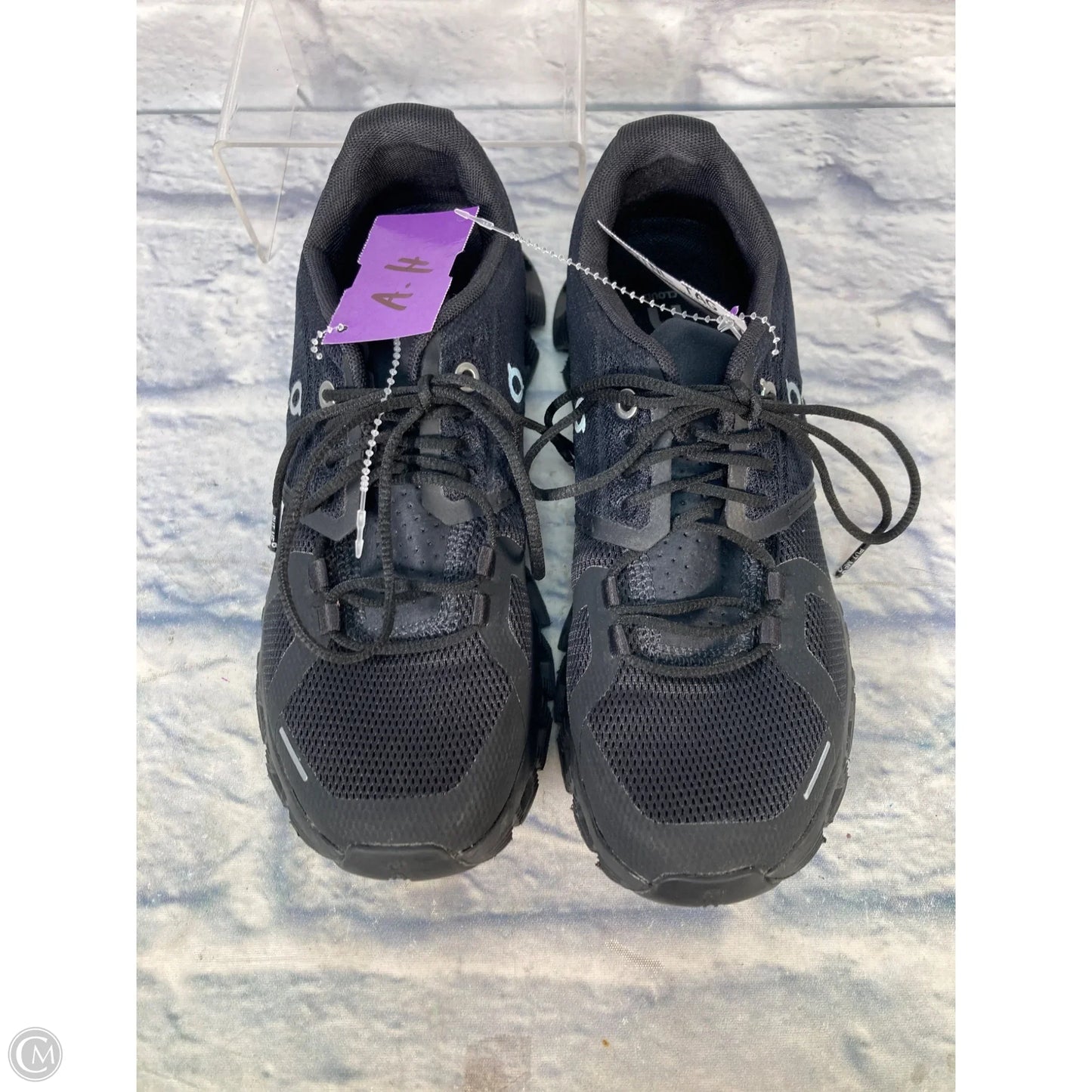 Shoes Athletic By On Cloud In Black, Size: 6
