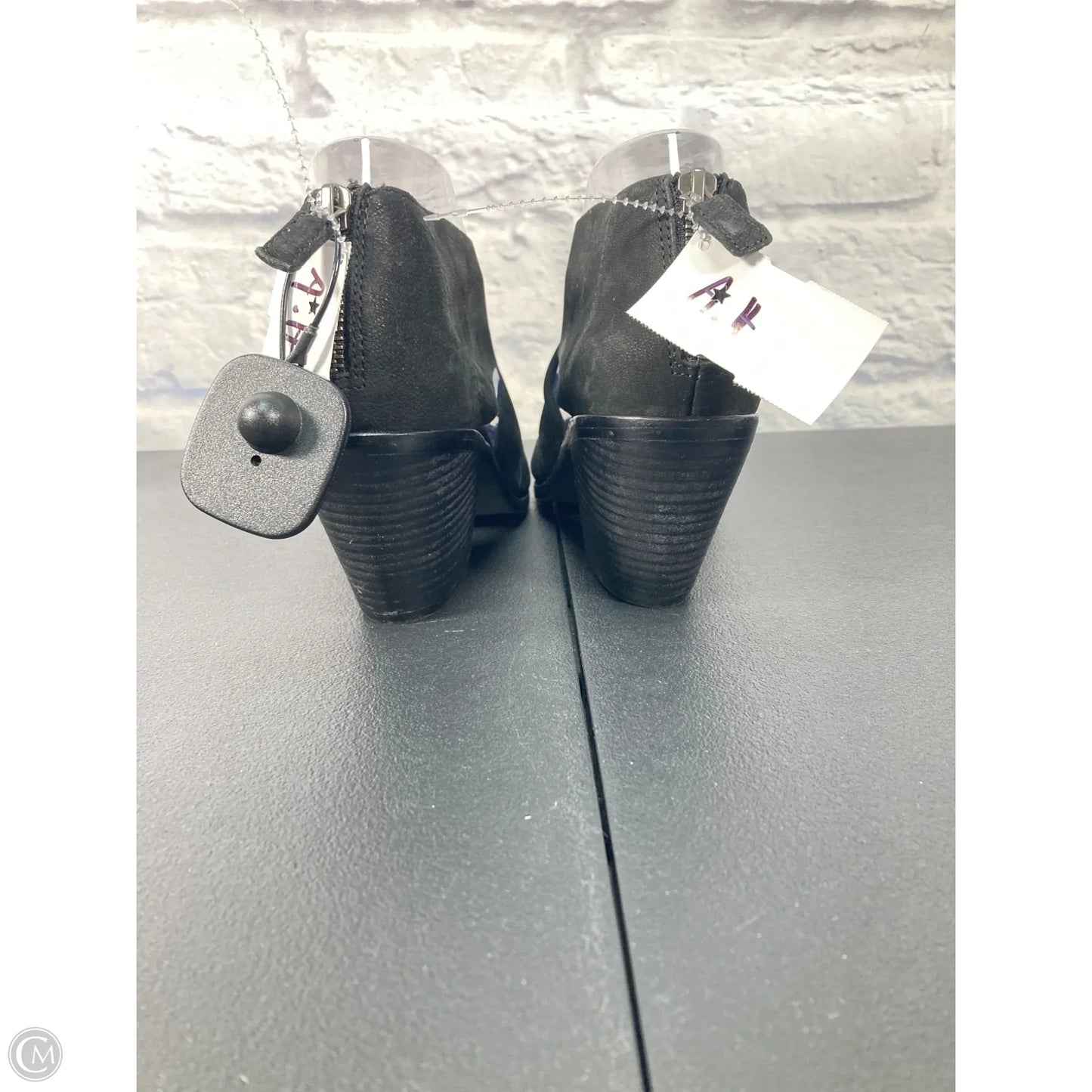Sandals Heels Block By Eileen Fisher In Black, Size: 7