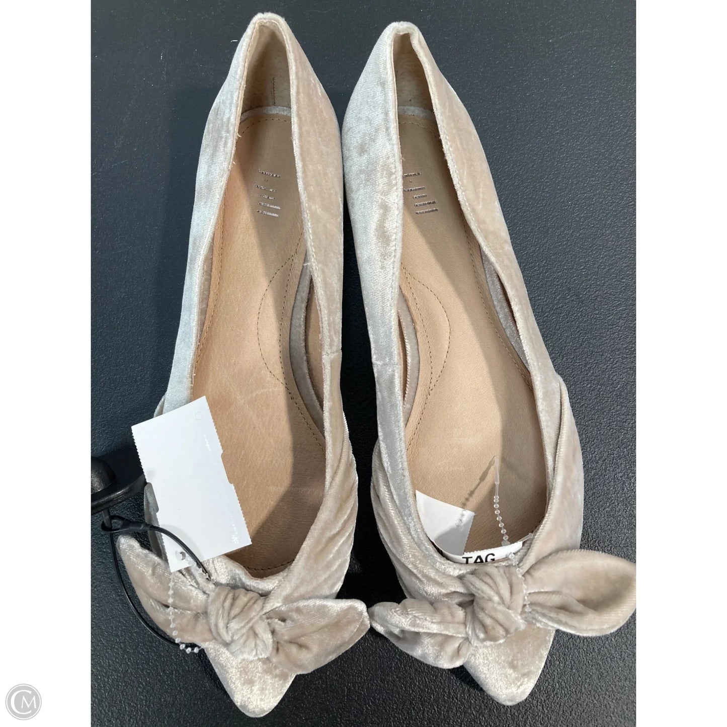 Shoes Flats By J. Jill In Beige, Size: 8.5