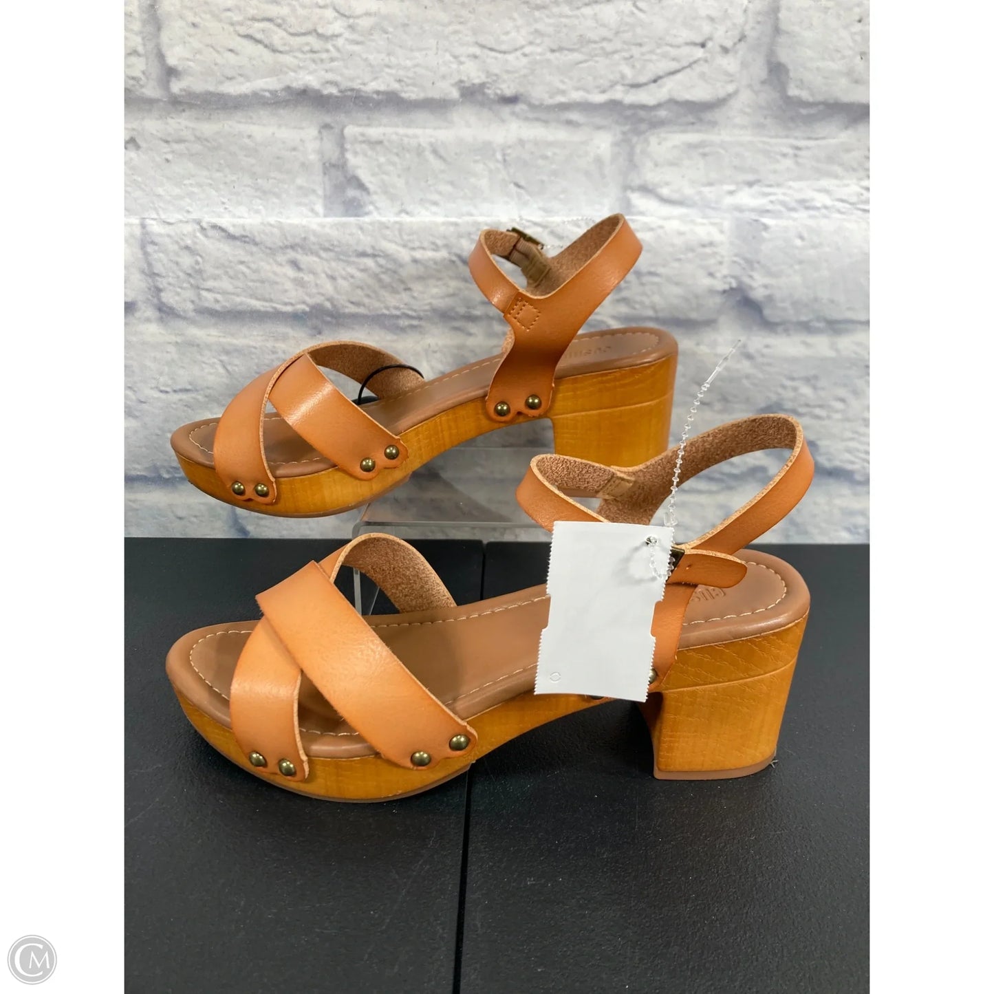 Sandals Heels Block By Cushionaire In Tan, Size: 8