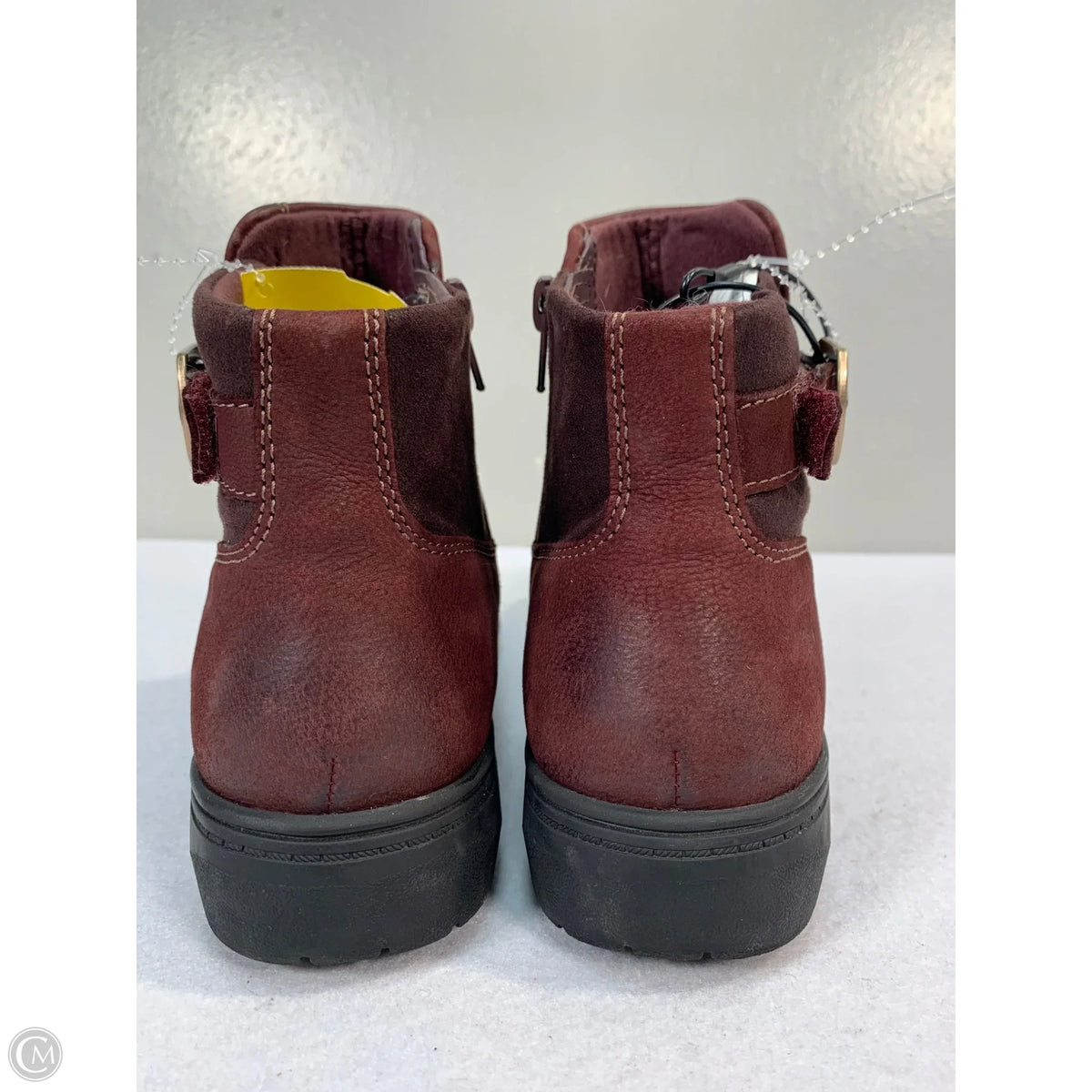 Boots Ankle Flats By Clarks In Maroon, Size: 7