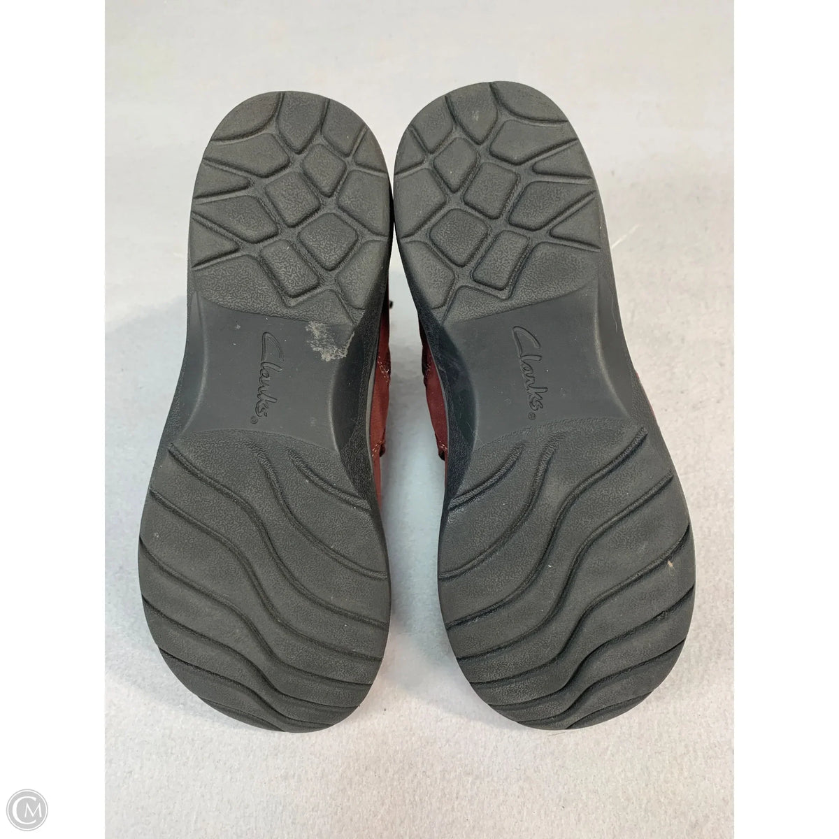 Boots Ankle Flats By Clarks In Maroon, Size: 7