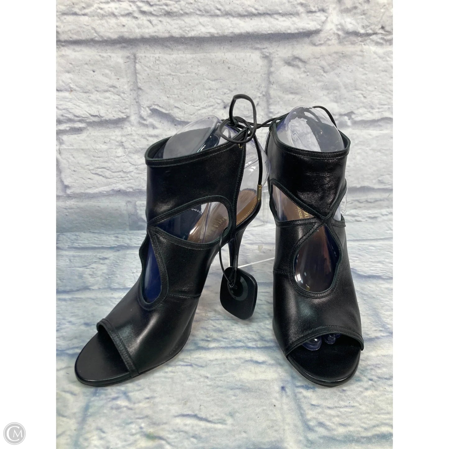 Shoes Designer By Aquazzura In Black, Size: 7