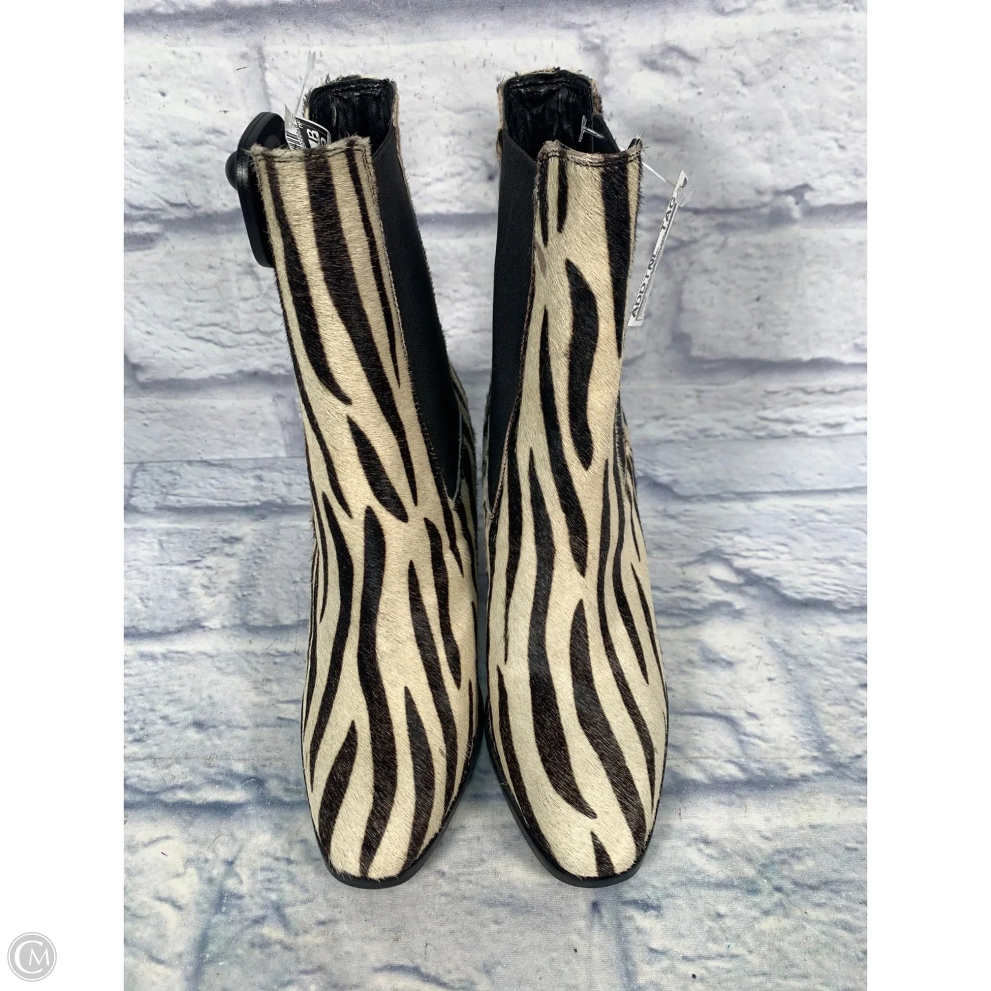 Boots Ankle Heels By Clothes Mentor In Zebra Print, Size: 7