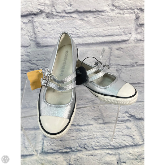 Shoes Flats By Converse In Silver, Size: 6.5