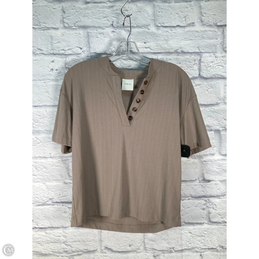 Athletic Top Short Sleeve By Varley In Taupe, Size: Xs