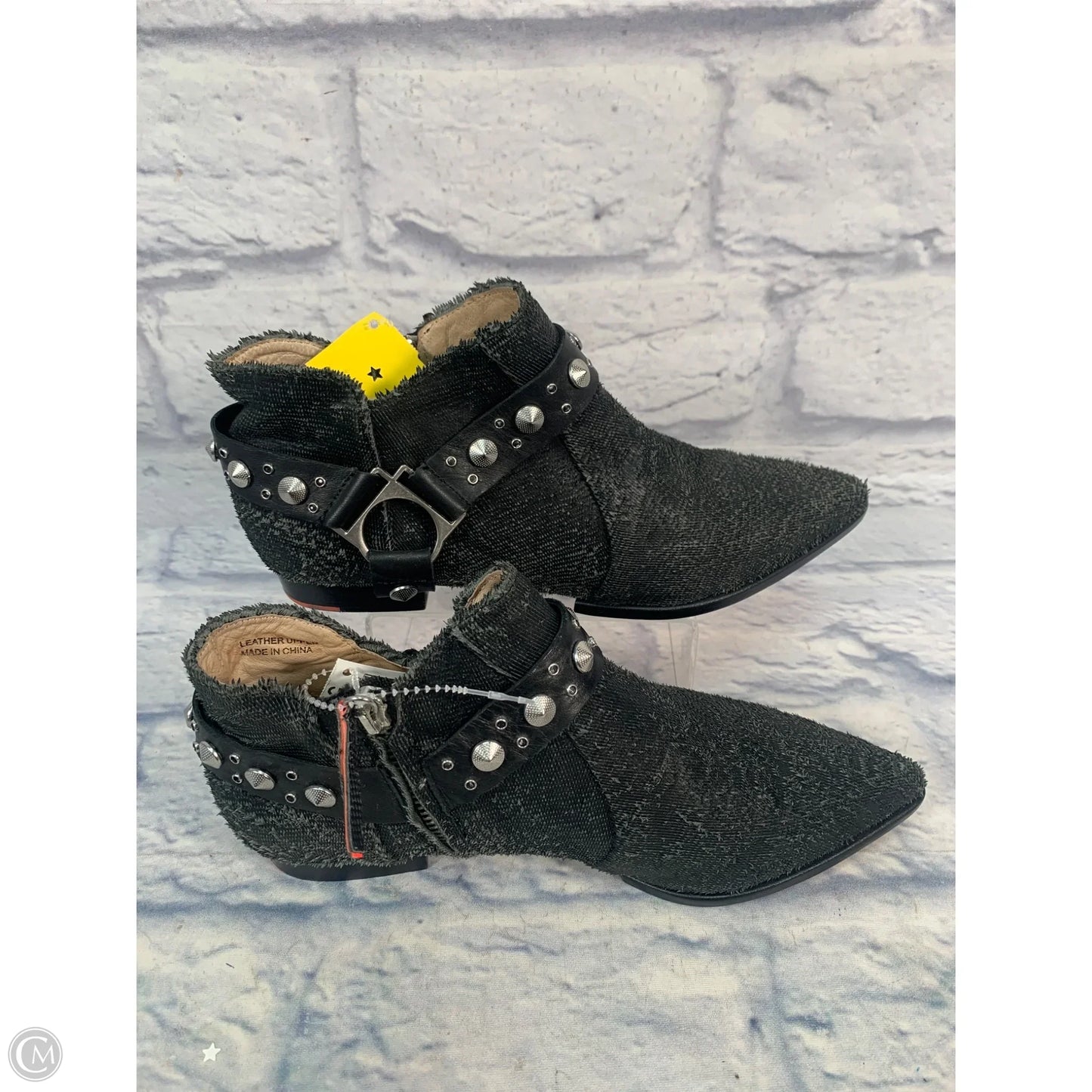 Boots Ankle Flats By Joes Jeans In Black & Silver, Size: 6