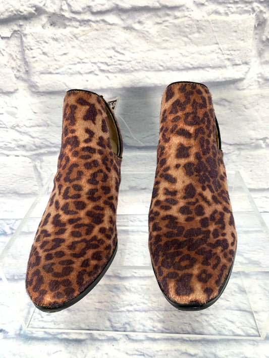 Boots Ankle Flats By New Directions In Animal Print, Size: 9