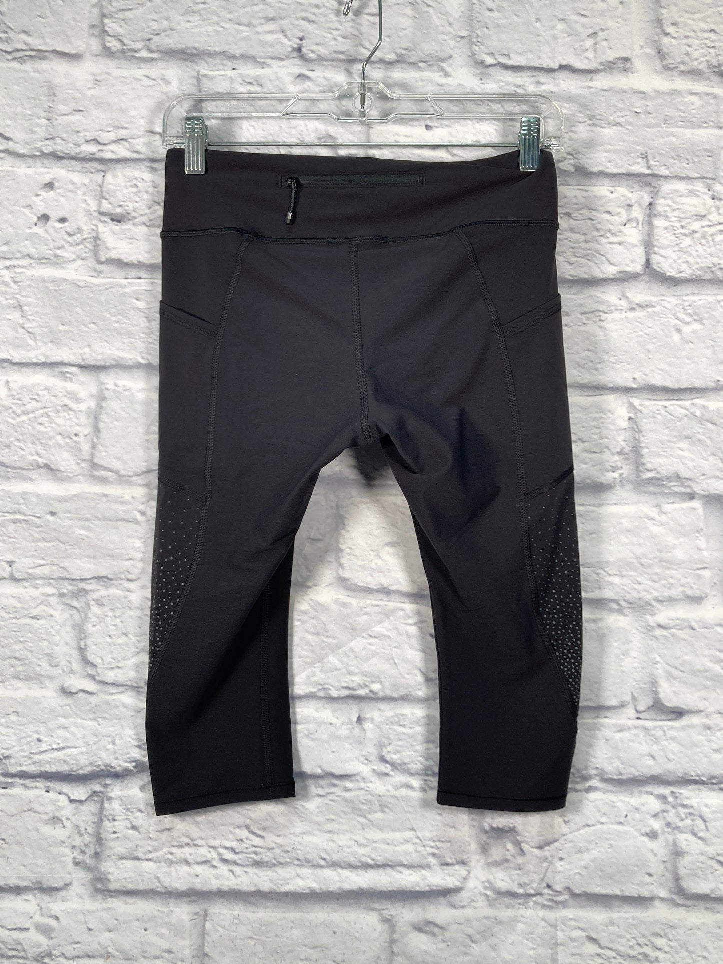 Athletic Capris By Lululemon In Black, Size: S