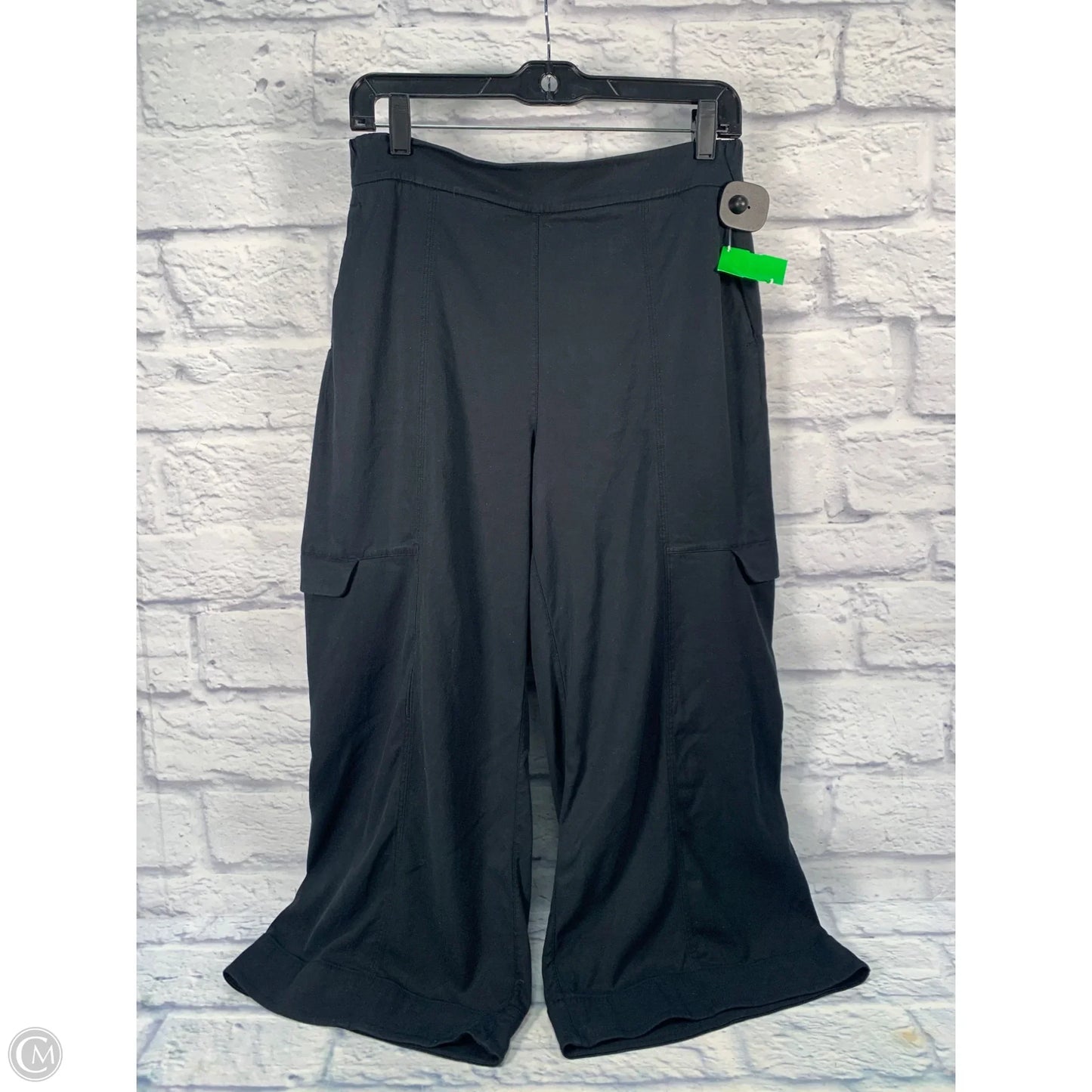 Athletic Capris By Lululemon In Black, Size: 8