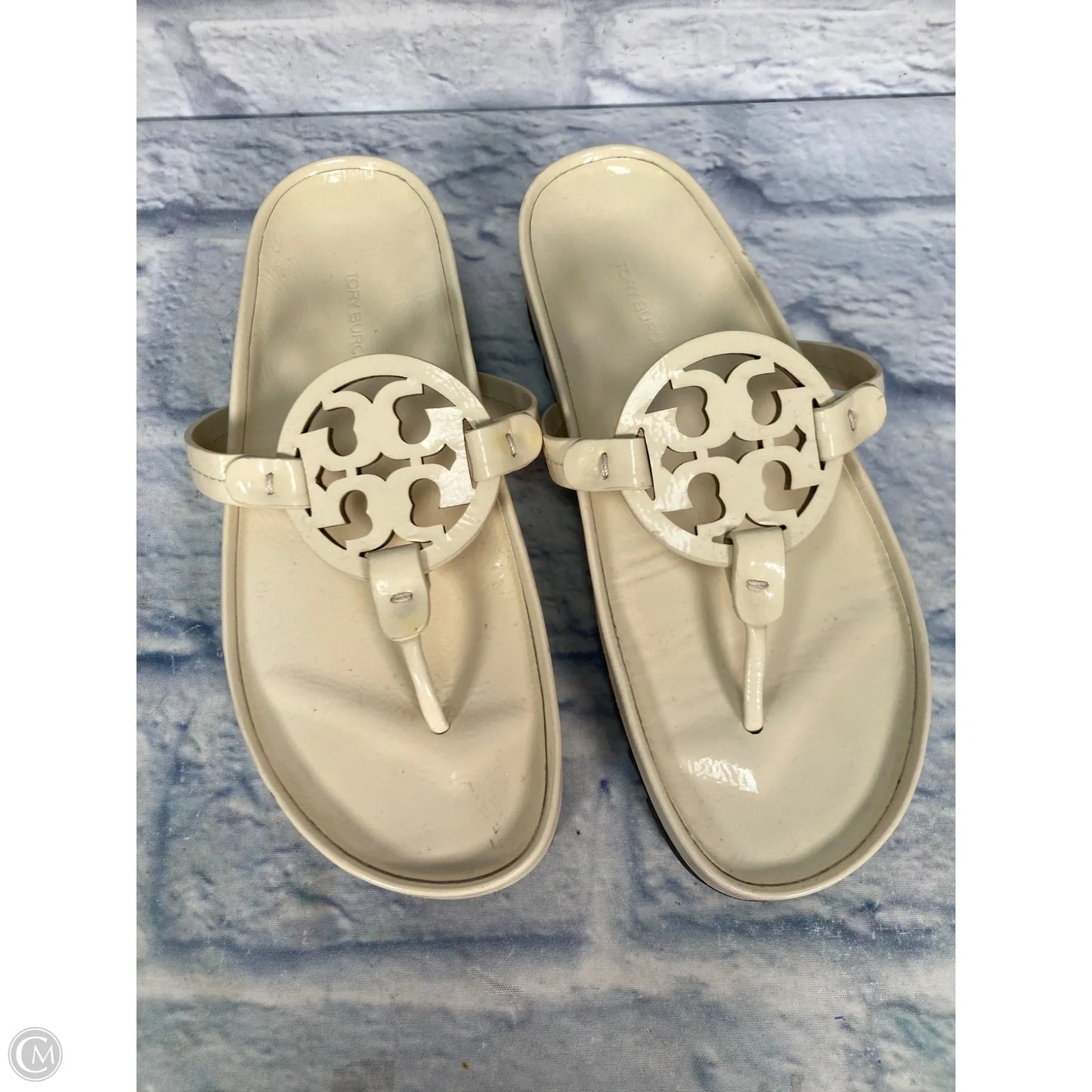 Sandals Designer By Tory Burch In Cream, Size: 9.5