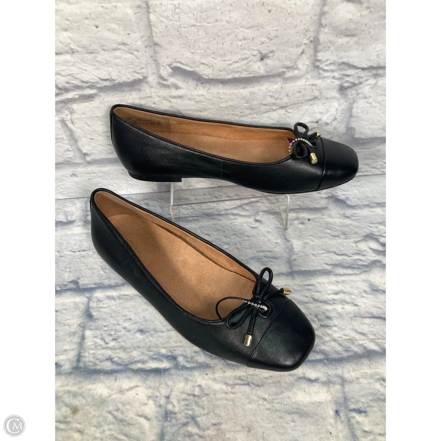 Shoes Flats By Vionic In Black, Size: 9