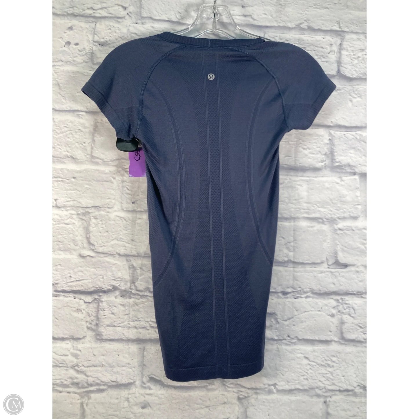 Athletic Top Short Sleeve By Lululemon In Grey, Size: 2